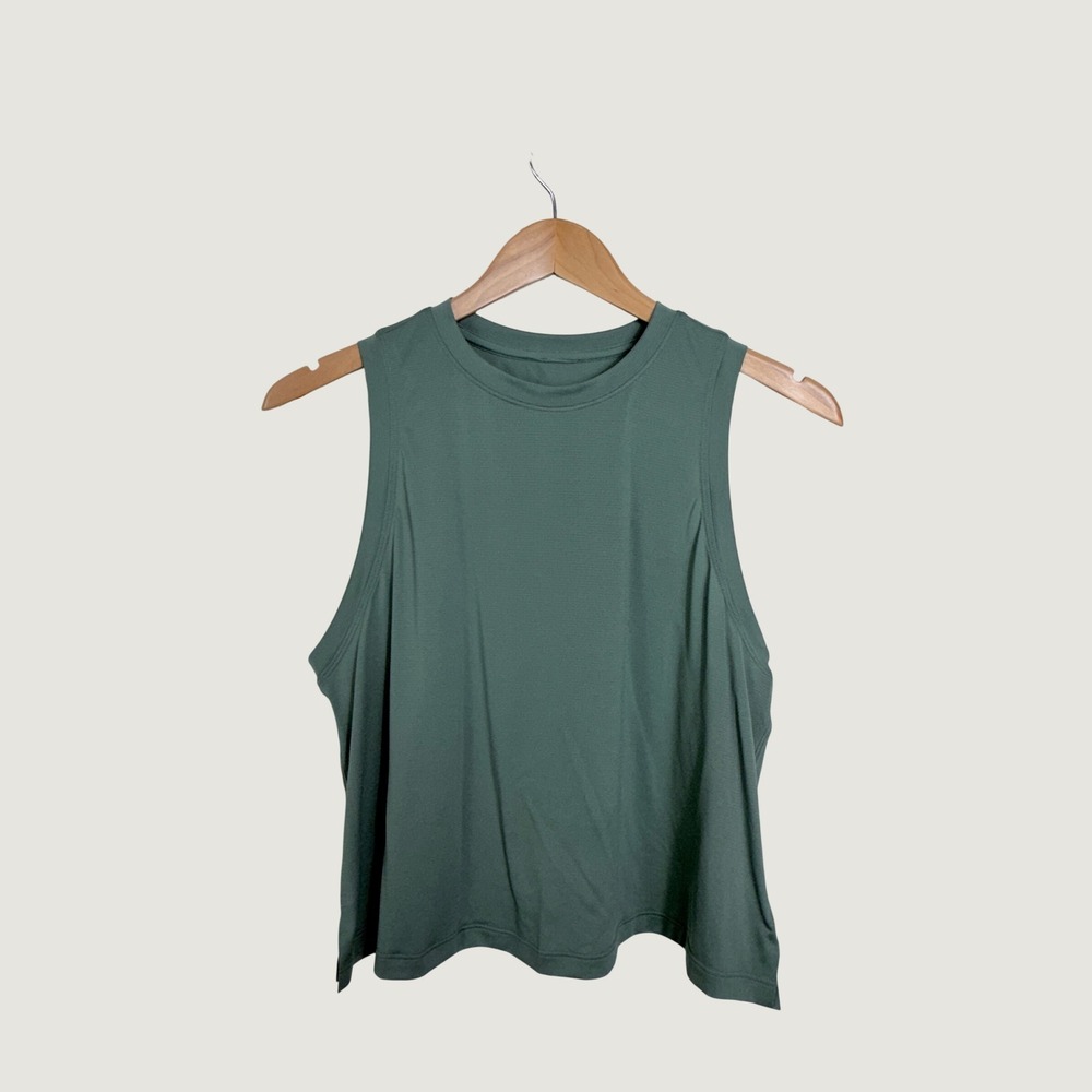 Lululemon Tank Top Size 6 Sage Green Train to Be Cropped Athletic Yoga Tank